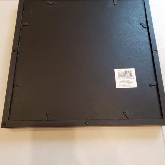 13 inch square Michaels Store Inc plastic picture frame, with 1 cm gap - Picture 2 of 10
